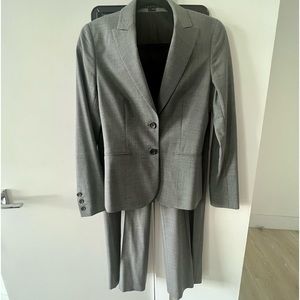 Theory Gray Wool Suit (Blazer and Pants)